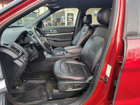 Used 2017 Ford Explorer Sport w/ Equipment Group 401A image 12