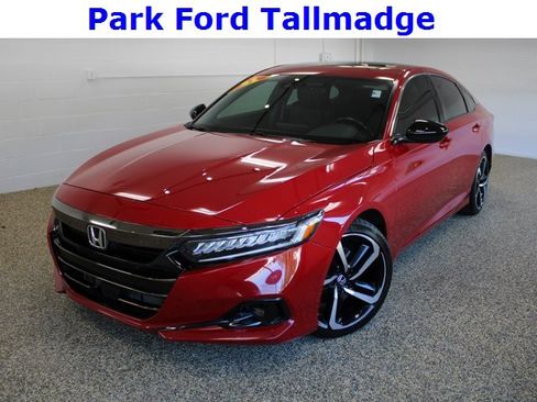 Used 2021 Honda Accord Sport image 10