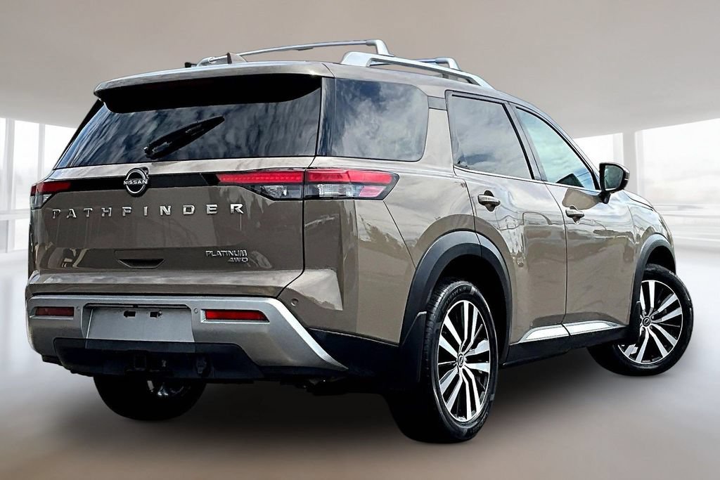 Used 2023 Nissan Pathfinder Platinum w/ Cargo Package AWD/4WD image 6