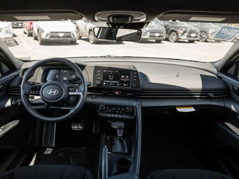 New 2026 Hyundai Elantra Sport FWD image 11