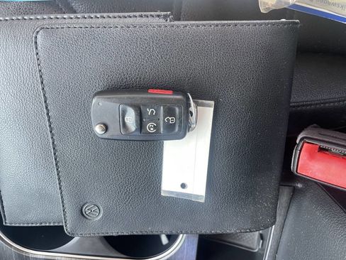 Used 2018 Volkswagen Passat 2.0T SE image 27