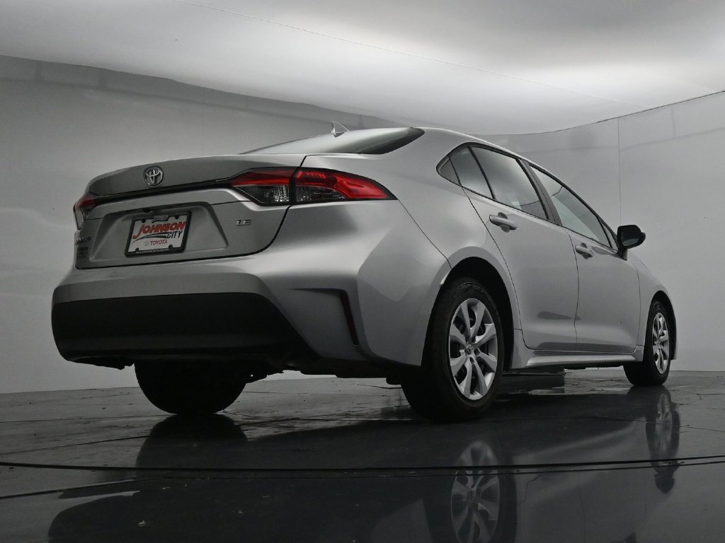 Used 2023 Toyota Corolla LE FWD image 36