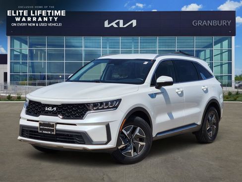 Used 2022 Kia Sorento S FWD image 1