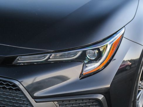 Certified 2022 Toyota Corolla SE image 9