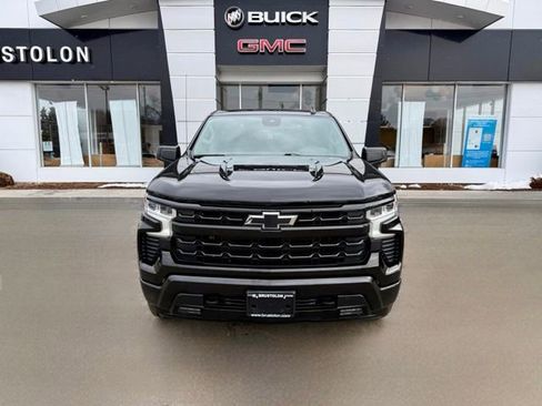 Used 2022 Chevrolet Silverado 1500 RST w/ Z71 Off-Road Package image 2