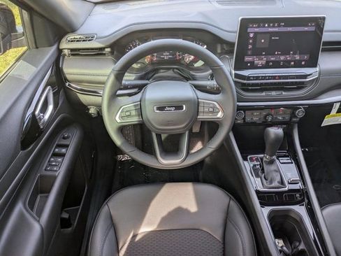 New 2026 Jeep Compass Latitude w/ Sun and Sound Group AWD/4WD image 13
