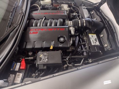 Used 2007 Chevrolet Corvette Coupe w/ Preferred Equipment Group RWD image 21