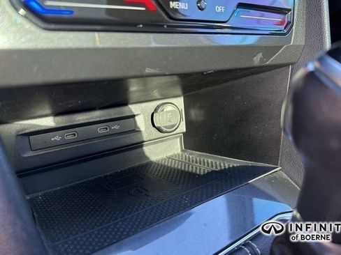 Used 2022 Volkswagen Tiguan SE R-Line image 14