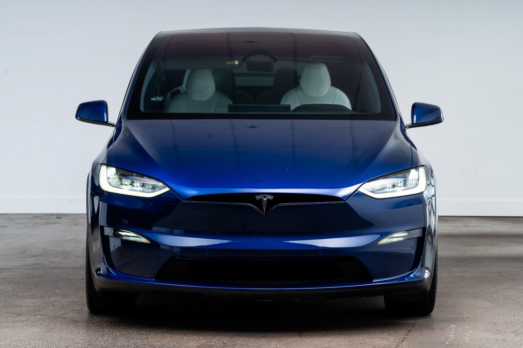 Used 2022 Tesla Model X AWD/4WD image 2
