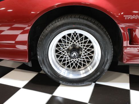 Used 1990 Pontiac Firebird Trans Am RWD image 41