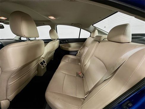 Used 2015 Subaru Legacy 3.6R Limited image 23