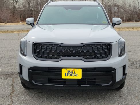 Used 2025 Kia Telluride EX X-Line image 2