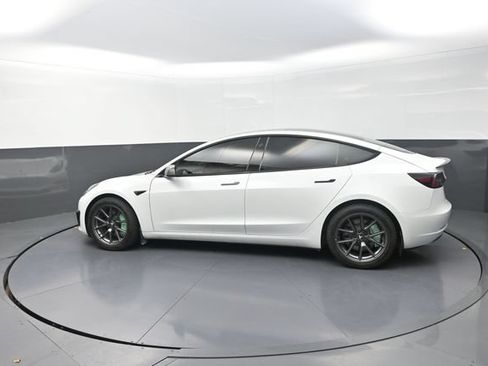 Used 2022 Tesla Model 3 Long Range AWD/4WD image 44