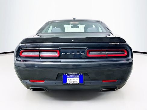 Used 2015 Dodge Challenger R/T w/ Quick Order Package 28B R/T RWD image 15