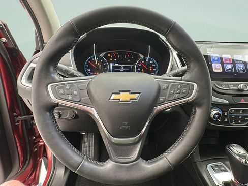Used 2018 Chevrolet Equinox LT w/ Sun & Infotainment Package AWD/4WD image 16