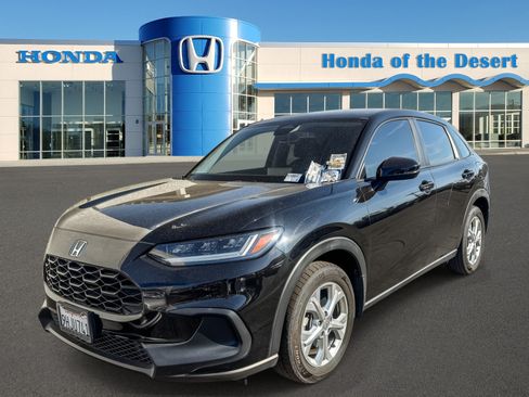 Used 2024 Honda HR-V LX image 2