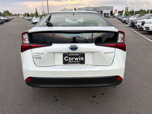 Used 2020 Toyota Prius LE w/ Carpet Mat Package AWD/4WD image 5