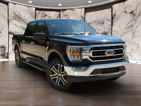 Used 2021 Ford F150 XLT w/ Equipment Group 302A High RWD image 9