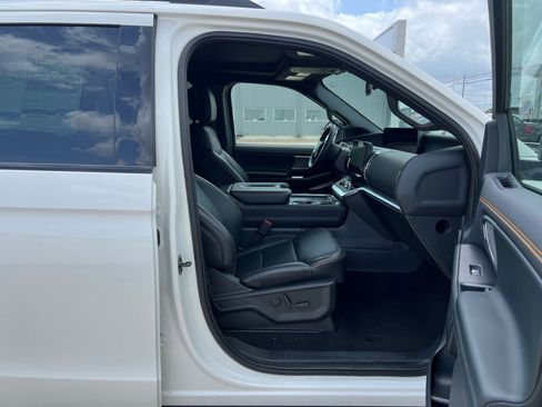 New 2026 Ford Expedition Tremor AWD/4WD image 9