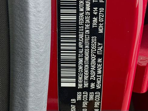 Used 2023 Alfa Romeo Stelvio Ti image 12