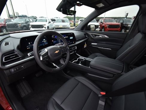 New 2026 Chevrolet Traverse LT w/ Driver Confidence Package image 10