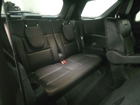 Certified 2022 Ford Explorer ST AWD/4WD image 8