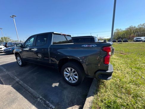 Used 2022 Chevrolet Silverado 1500 Custom image 7