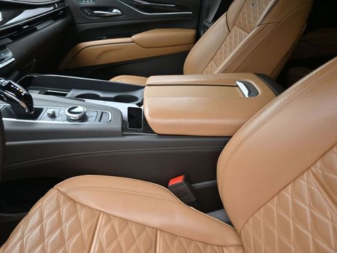 Used 2023 Cadillac Escalade ESV Premium Luxury image 21