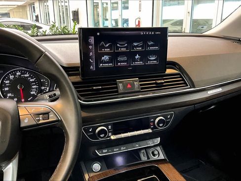 Certified 2023 Audi Q5 2.0T Premium w/ Convenience Package AWD/4WD image 7