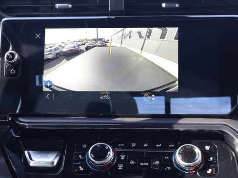 Used 2023 GMC Sierra 1500 AT4X image 33