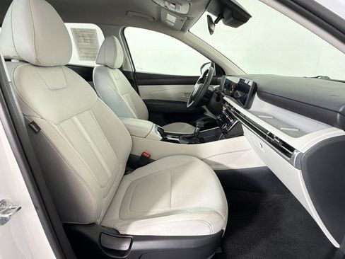 Used 2025 Hyundai Tucson SEL FWD image 29