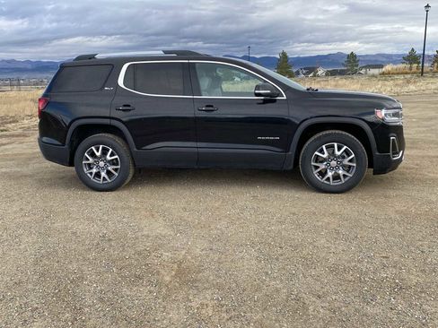 Used 2023 GMC Acadia SLT image 22