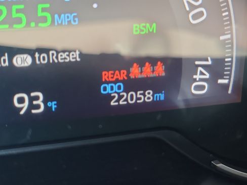 Certified 2024 Toyota RAV4 LE AWD/4WD image 23