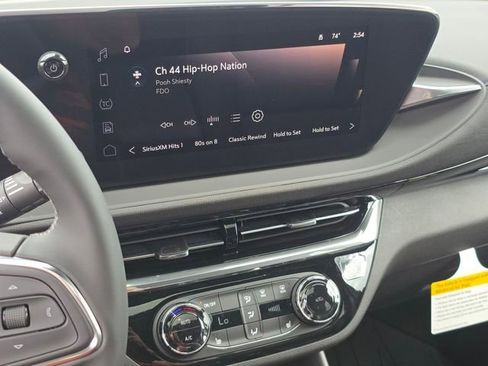 New 2026 Buick Envista Sport Touring w/ Convenience I Package image 9