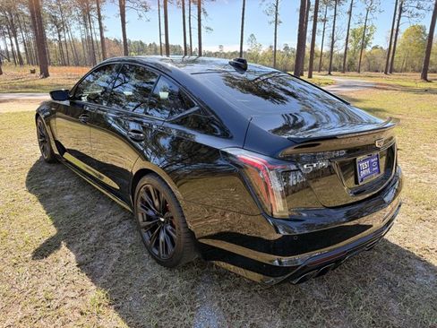 Used 2022 Cadillac CT5 V Blackwing w/ Parking Package image 3