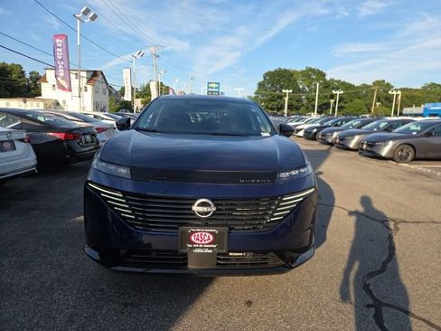 Used 2025 Nissan Murano Platinum w/ Cargo Package AWD/4WD image 2