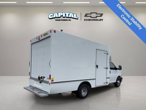 New 2025 Chevrolet Express 3500 w/ Power Convenience Package image 5
