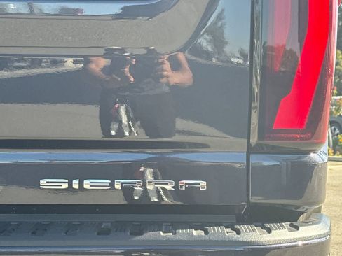 New 2025 GMC Sierra 2500 Denali Ultimate image 33