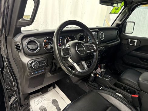 Used 2023 Jeep Wrangler Unlimited Rubicon 4xe w/ Steel Bumper Group image 18