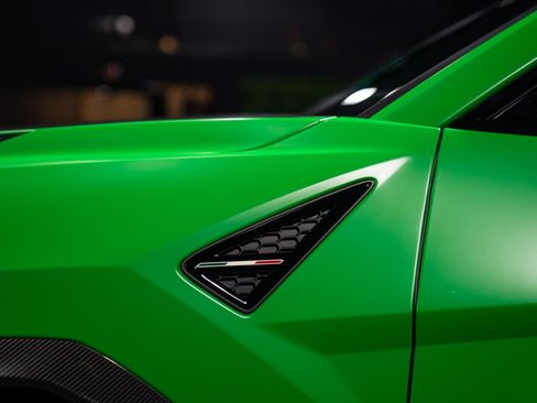 Used 2023 Lamborghini Urus Performante AWD/4WD image 15
