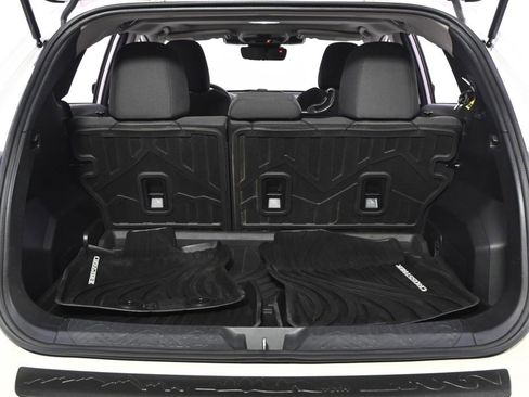 Used 2024 Subaru Crosstrek 2.0i Premium image 19