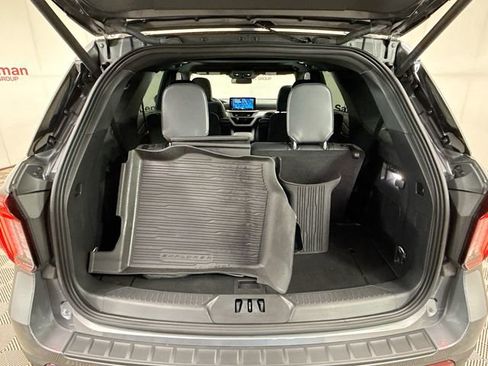 Used 2025 Ford Explorer ST AWD/4WD image 28