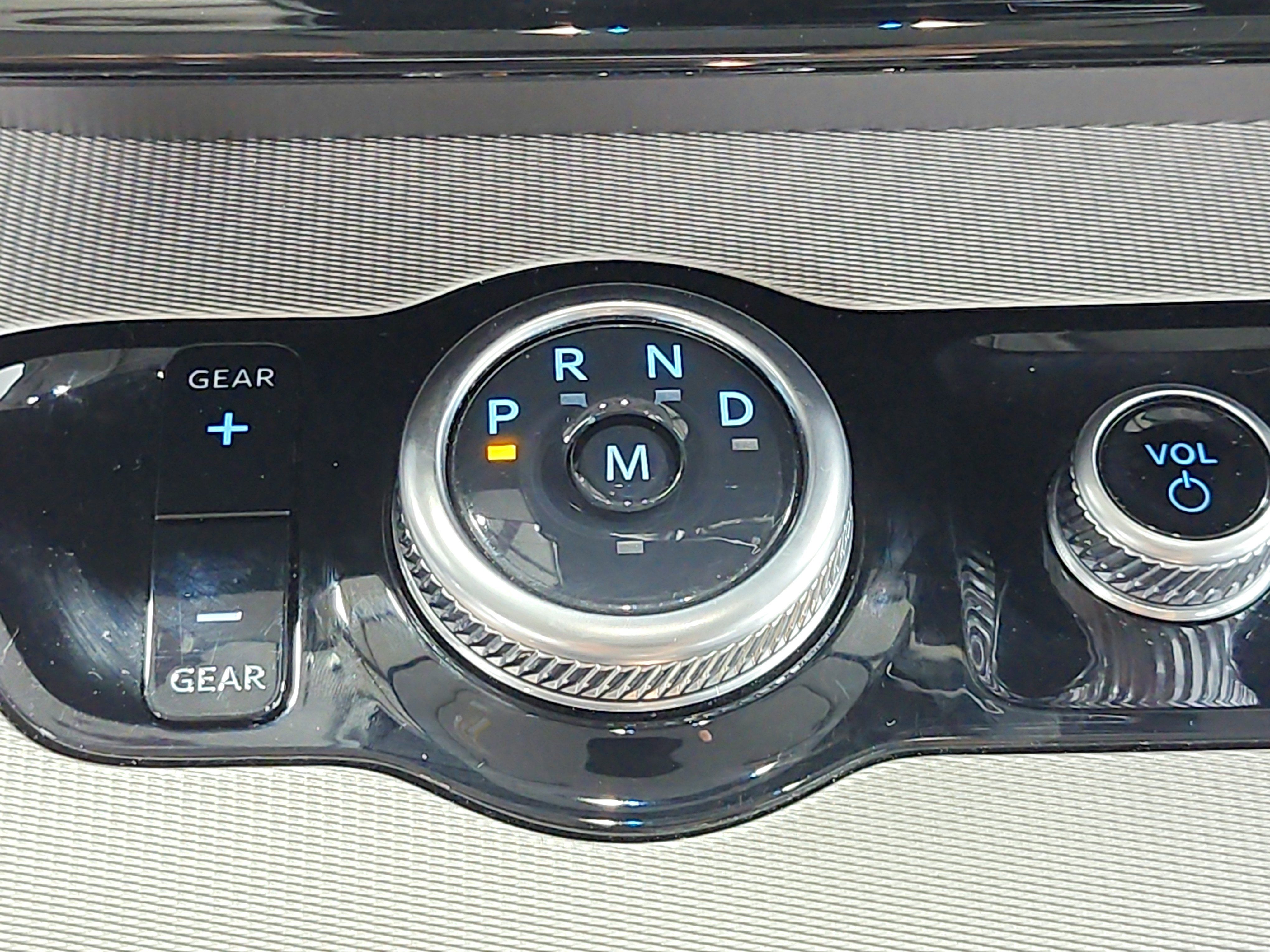 Used 2025 Ford Expedition Active AWD/4WD image 29