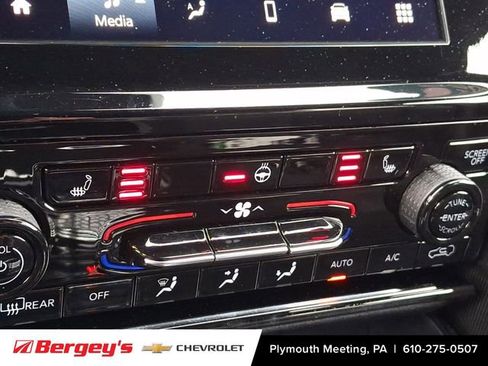 Used 2025 Jeep Grand Cherokee Altitude image 26