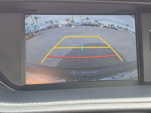 Used 2016 Lexus ES 350 w/ Premium Package w/Wood Trim image 13