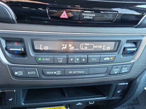 Used 2023 Honda Passport TrailSport image 29