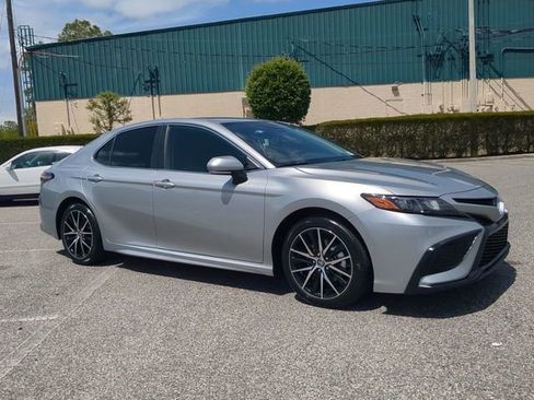 Certified 2024 Toyota Camry SE image 2