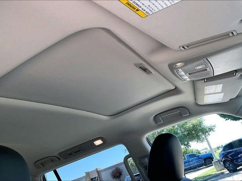 Certified 2024 Nissan Armada SL w/ Captain's Chairs Package RWD image 20