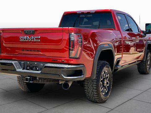 Used 2025 GMC Sierra 2500 AT4X AWD/4WD image 13