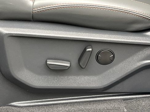Certified 2025 Ford Expedition Active AWD/4WD image 13